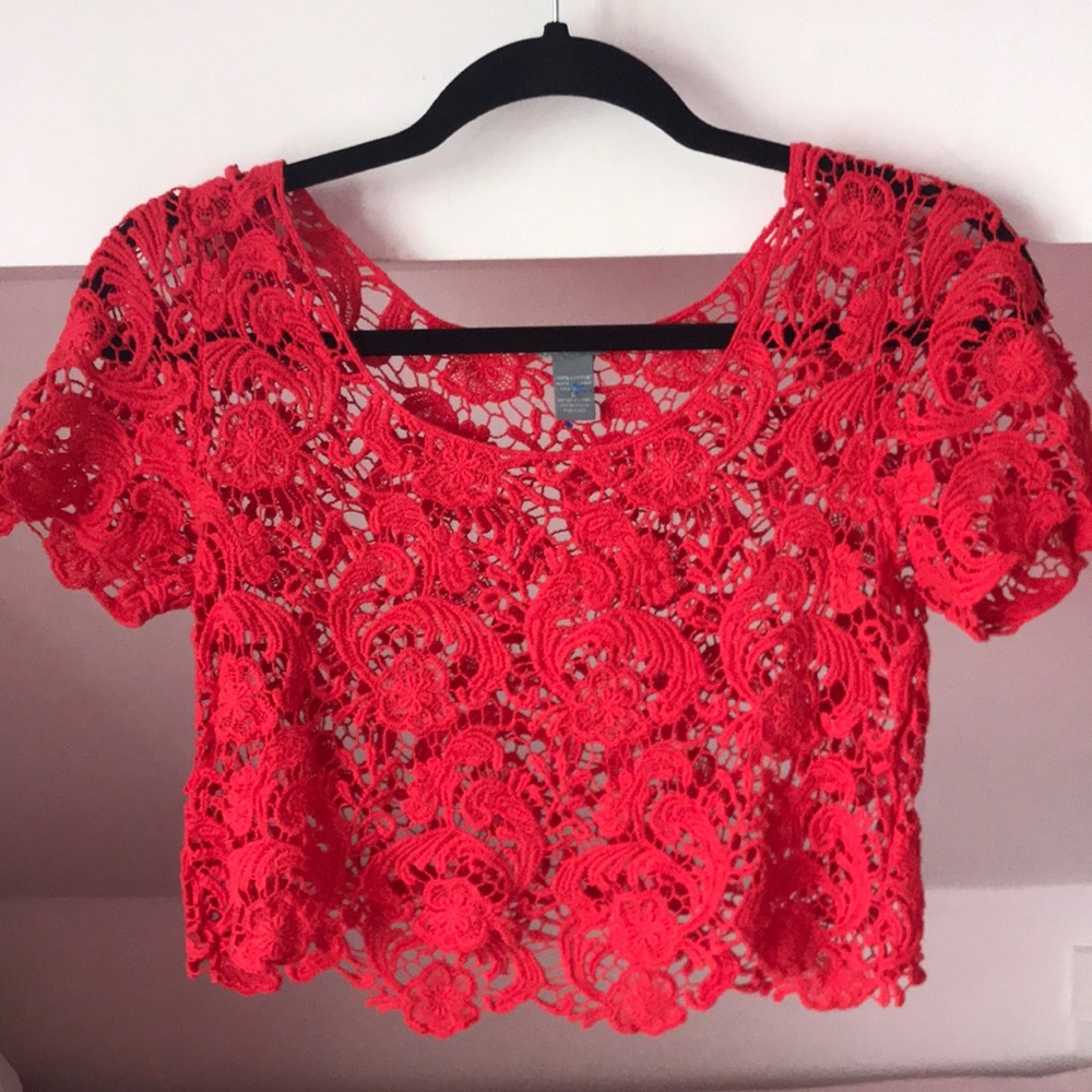 Crop top